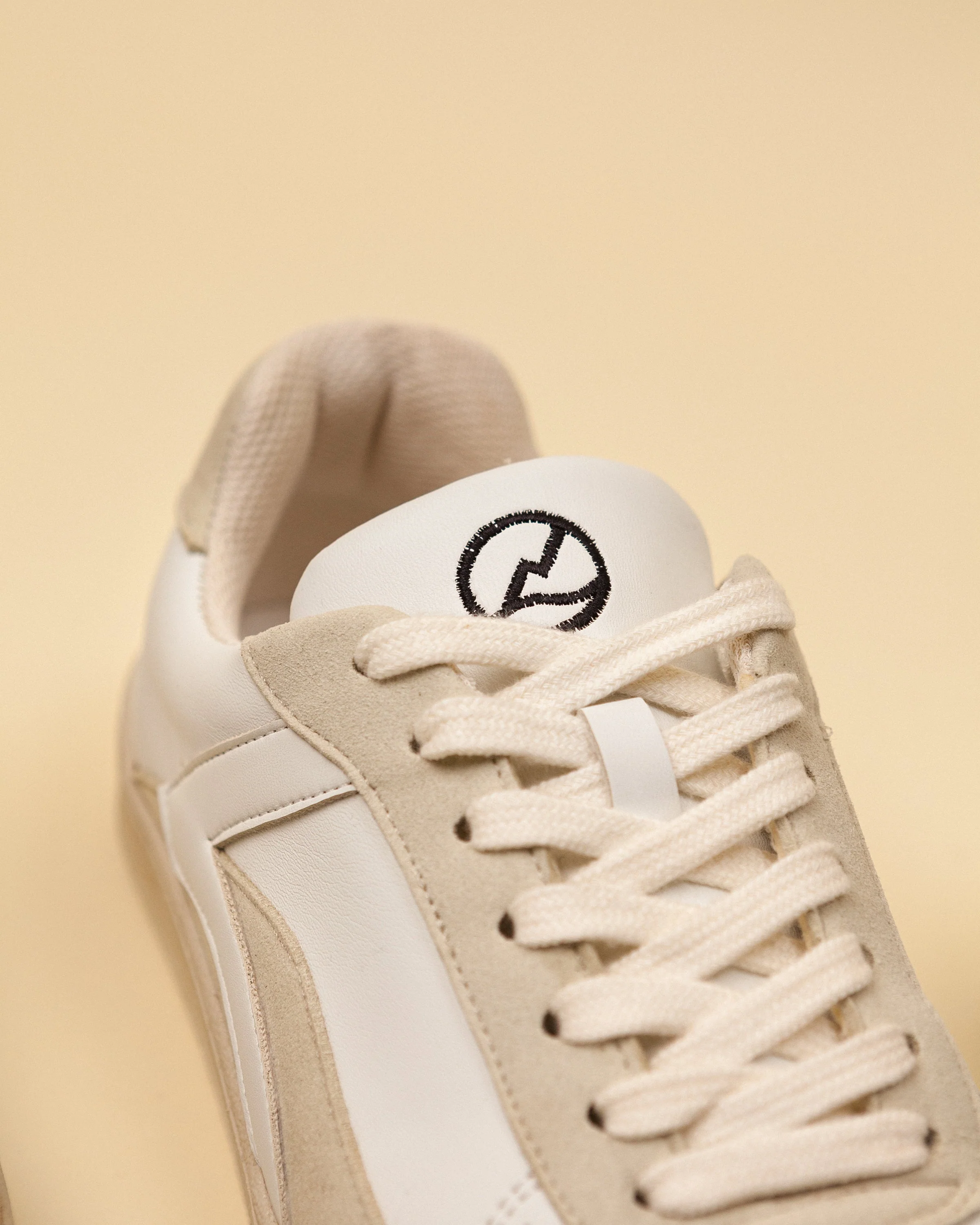 Hygge/22 Suede Bone - Image 7