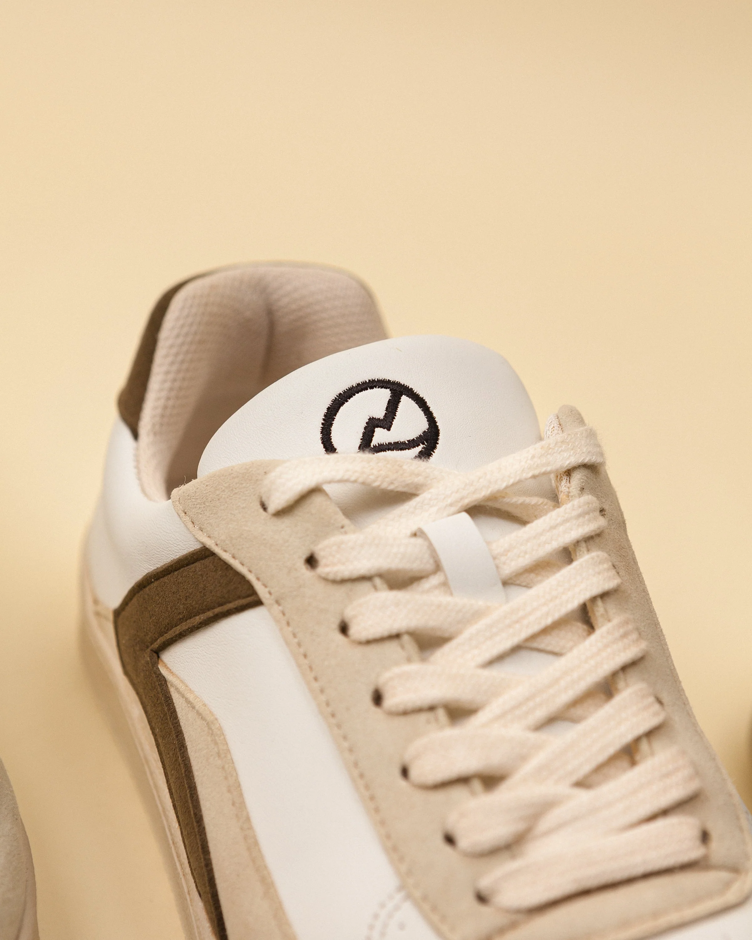 Hygge/22 Suede Khaki - Image 6