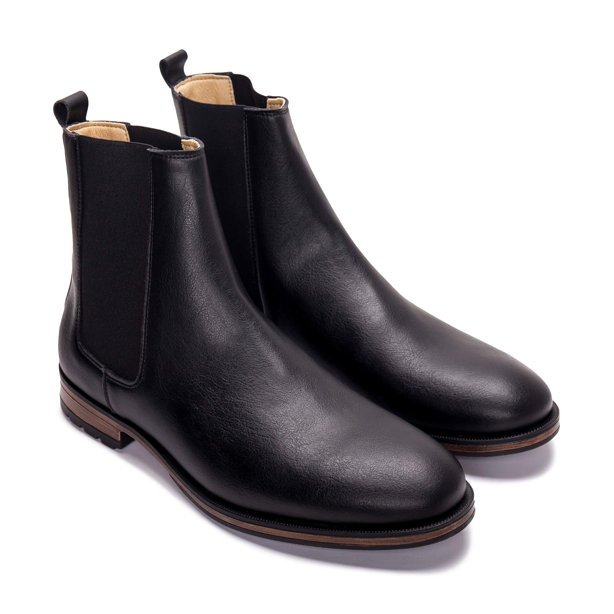 Basti Black - Image 2