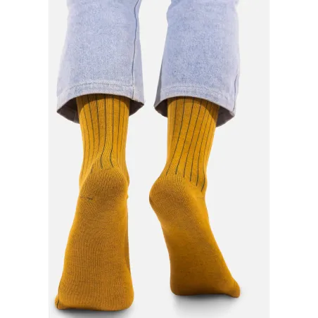 Chaussettes Cotelées moutarde - Image 3