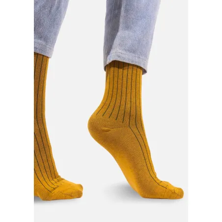 Chaussettes Cotelées moutarde - Image 4