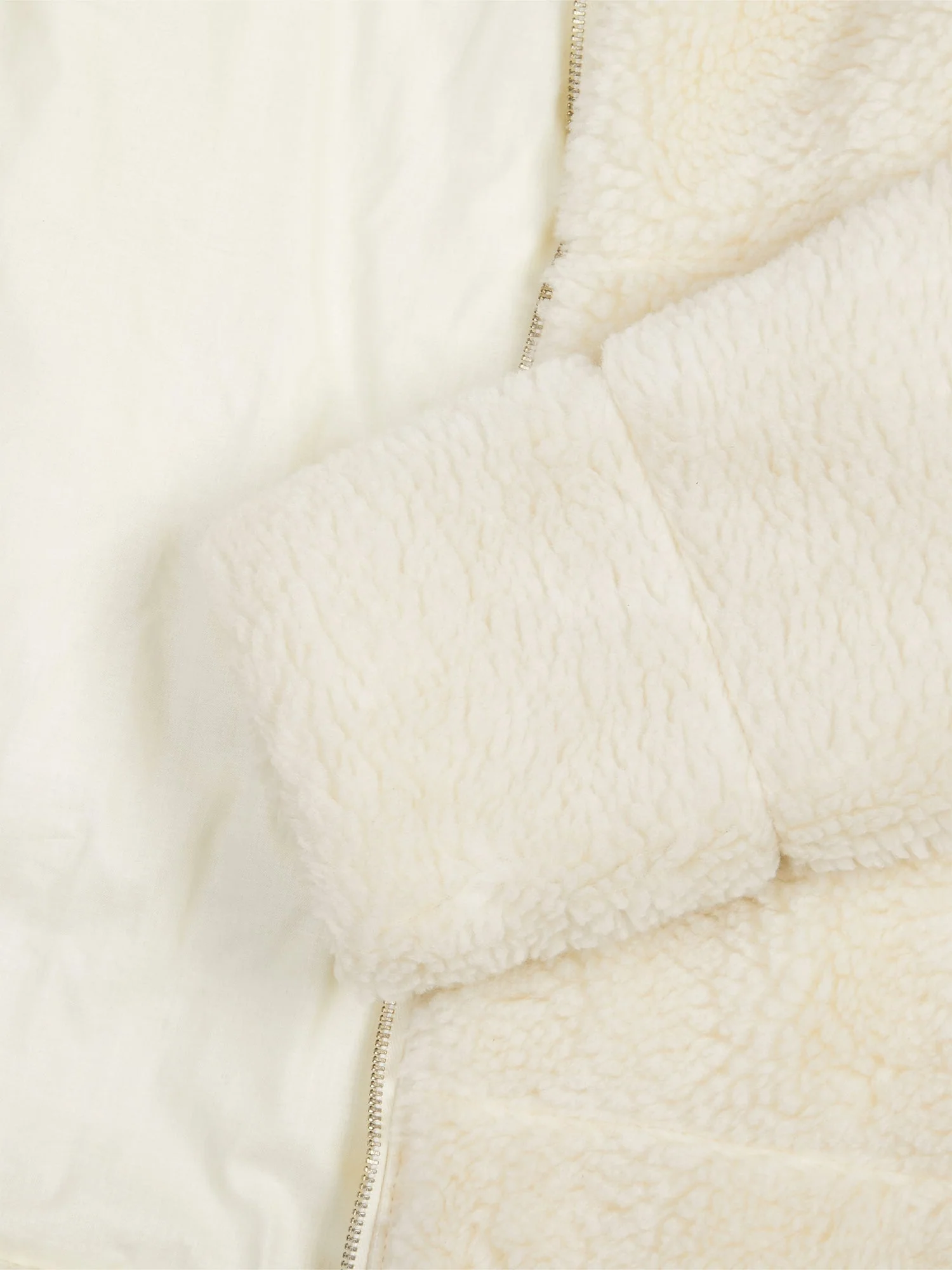 Recycled Teddy Puffer Jacket - Image 5