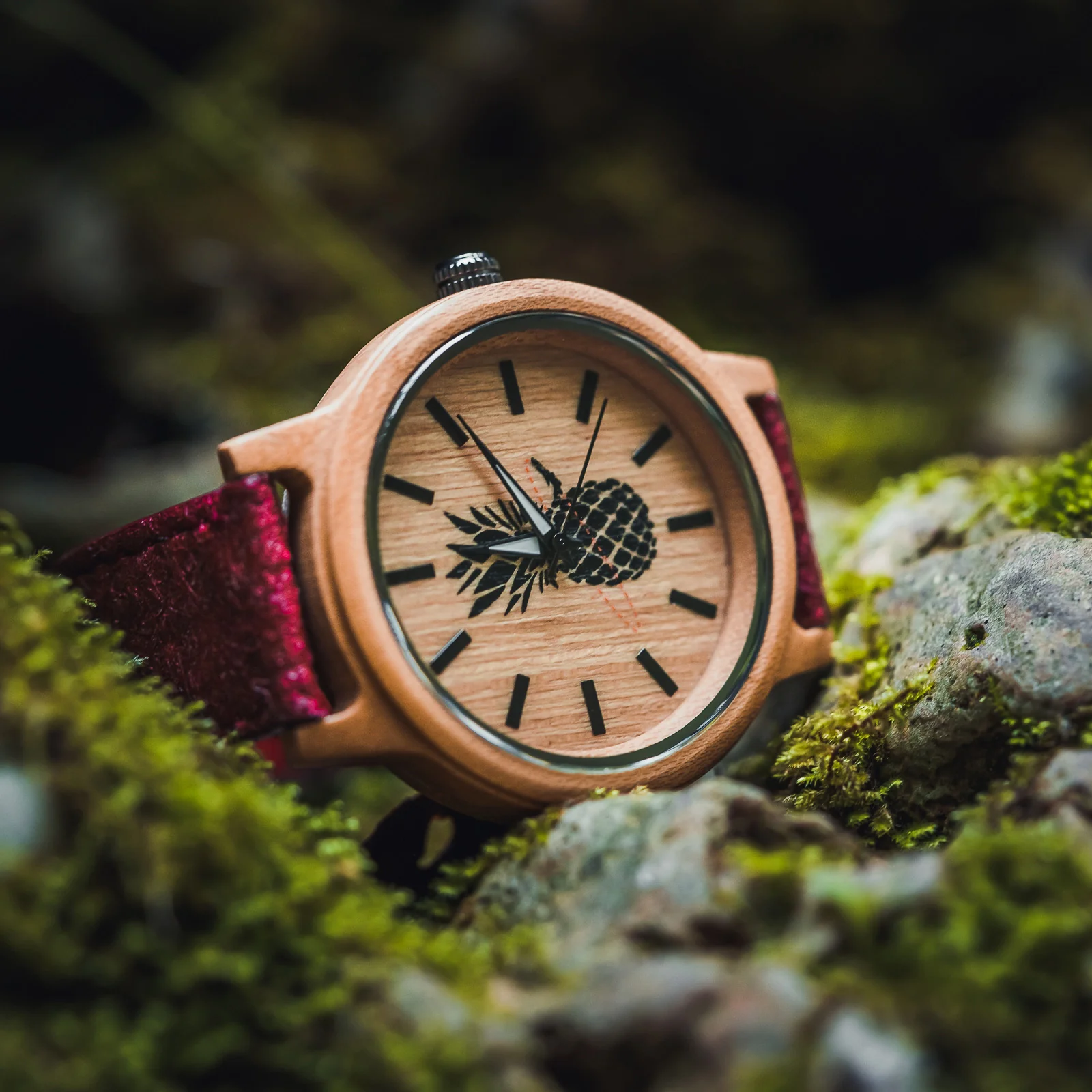Montre Tropical Bois & Piñatex Framboise - Image 4
