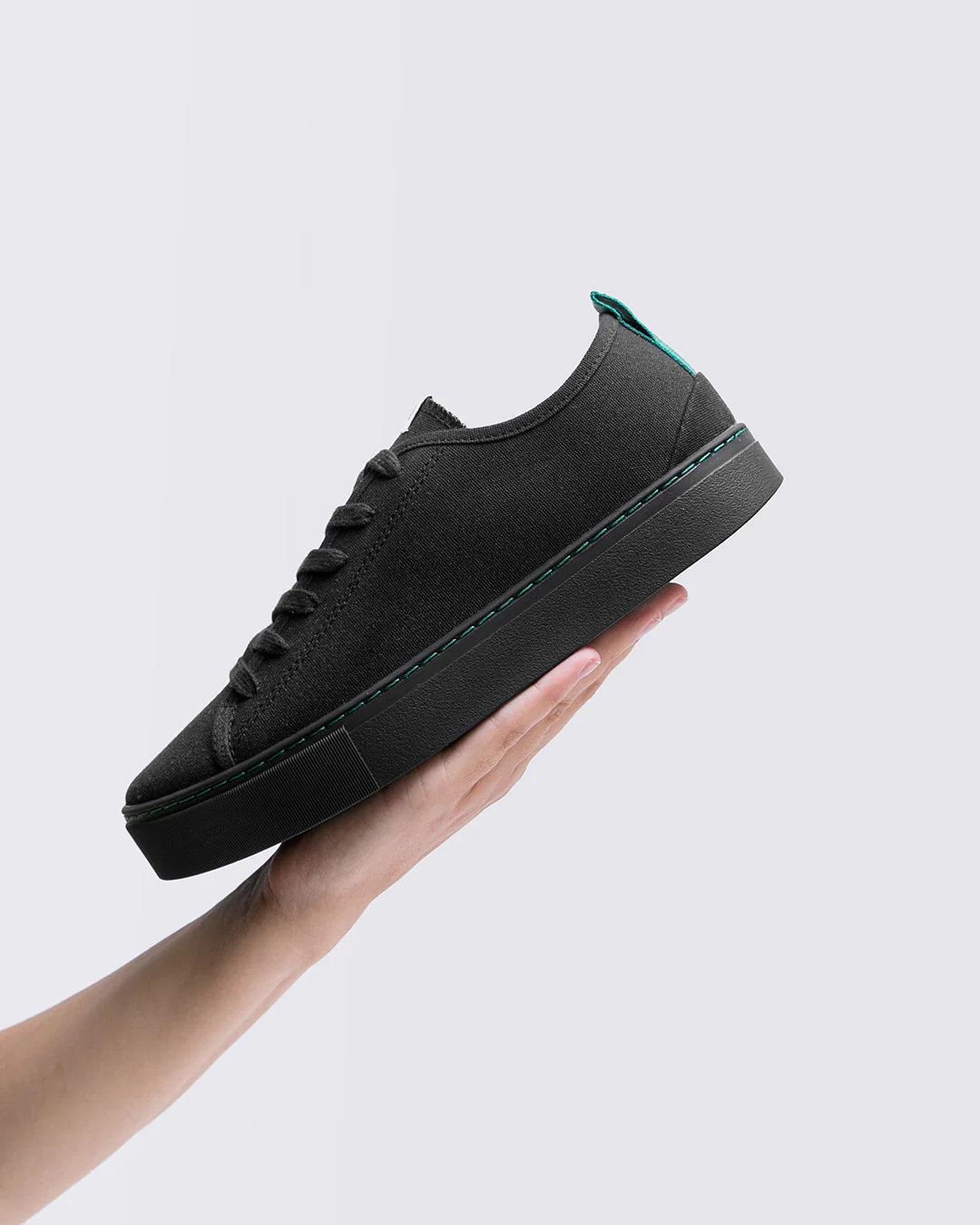 Nikola all Black - Image 2