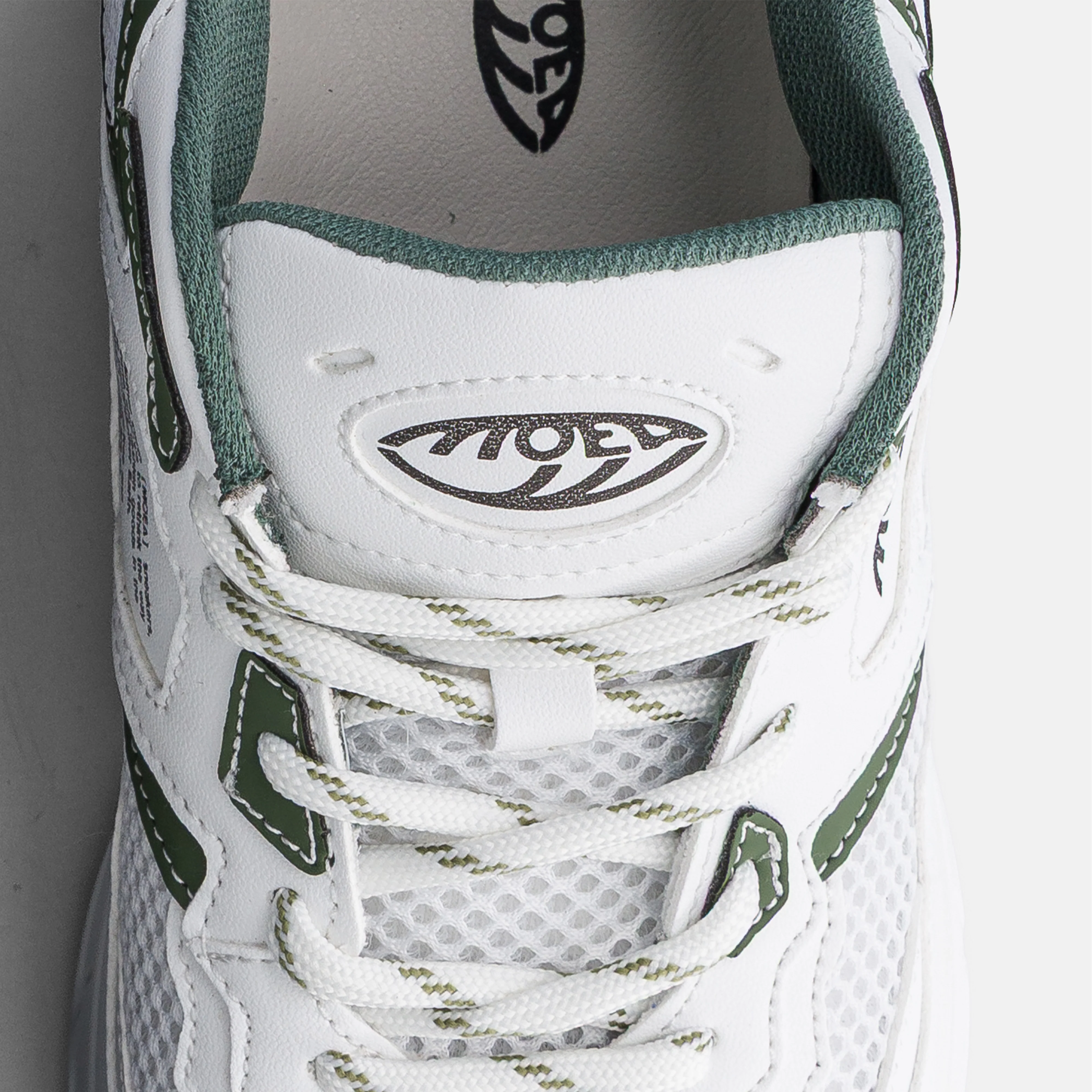 Rush - White & Green - Apple - Image 3