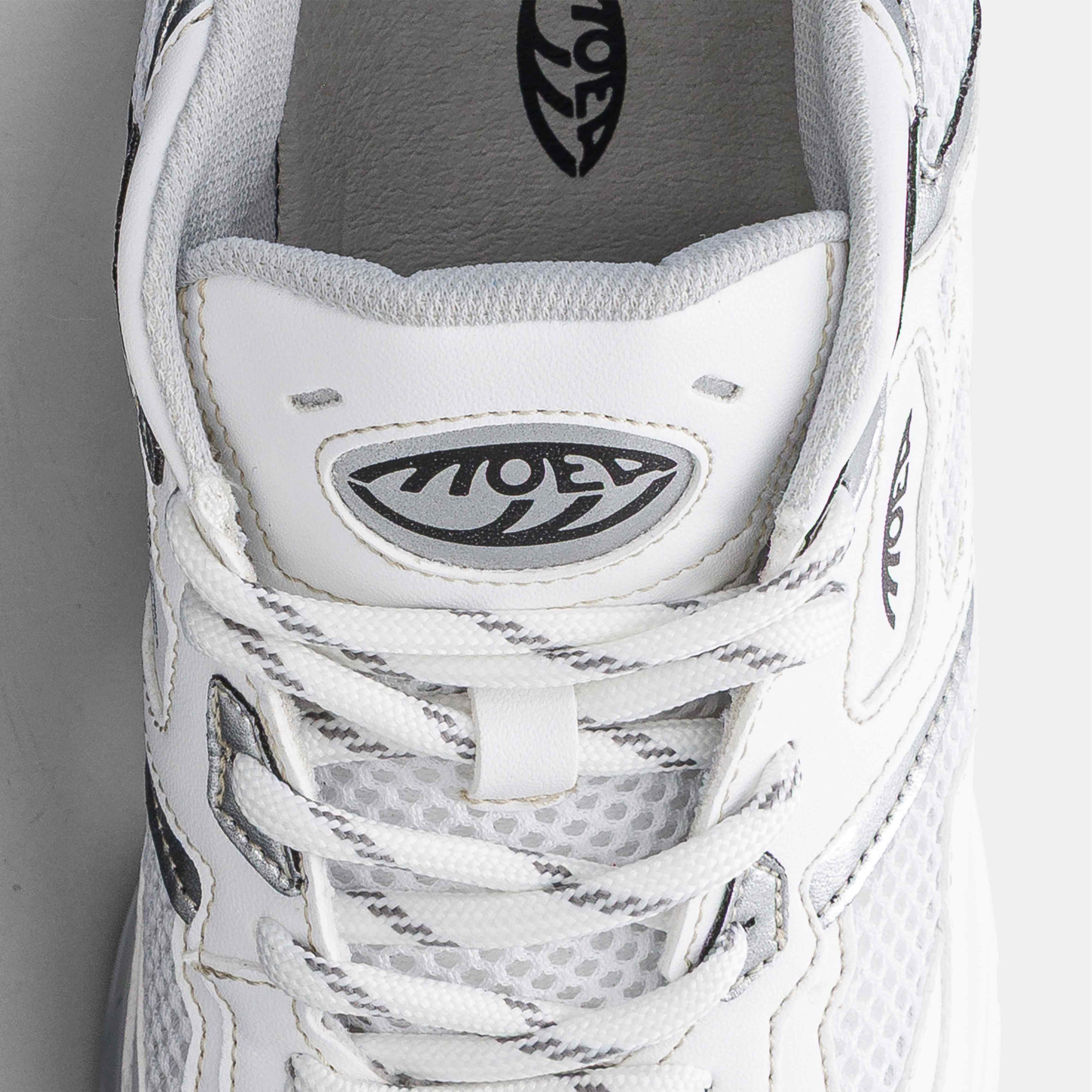 Rush - White & Silver - Apple - Image 3