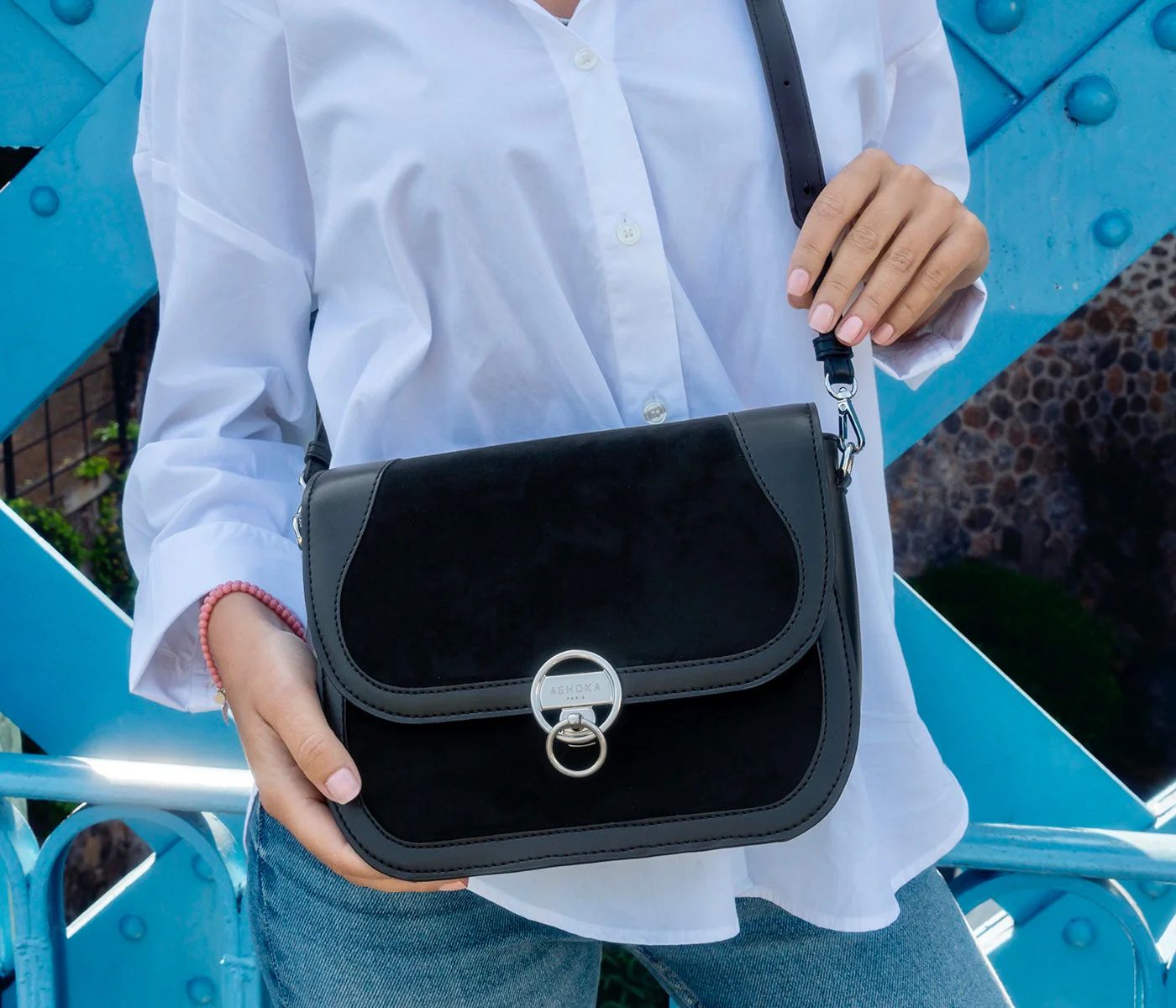 Sac Marilyn Apple Skin & simili daim recyclé noir - Image 4