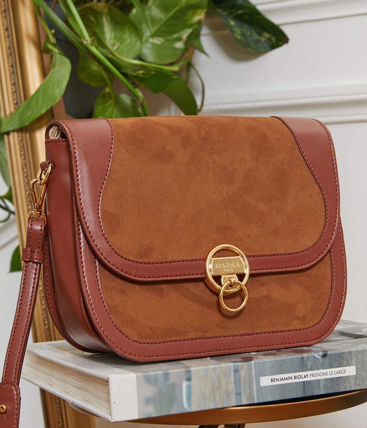 Sac Marilyn Apple Skin & simili daim recyclé camel - Image 8