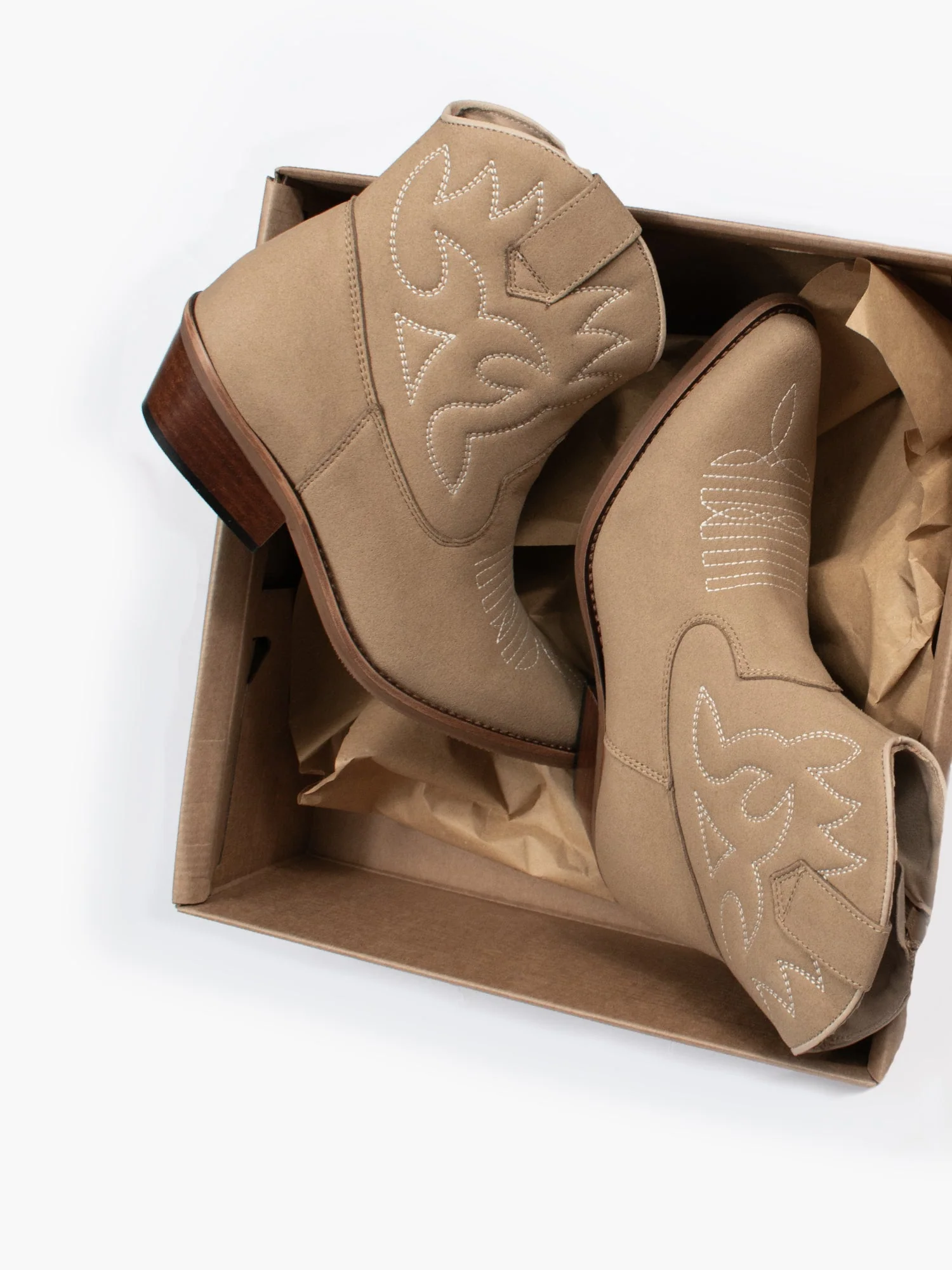 Low Western Boots - Image 6