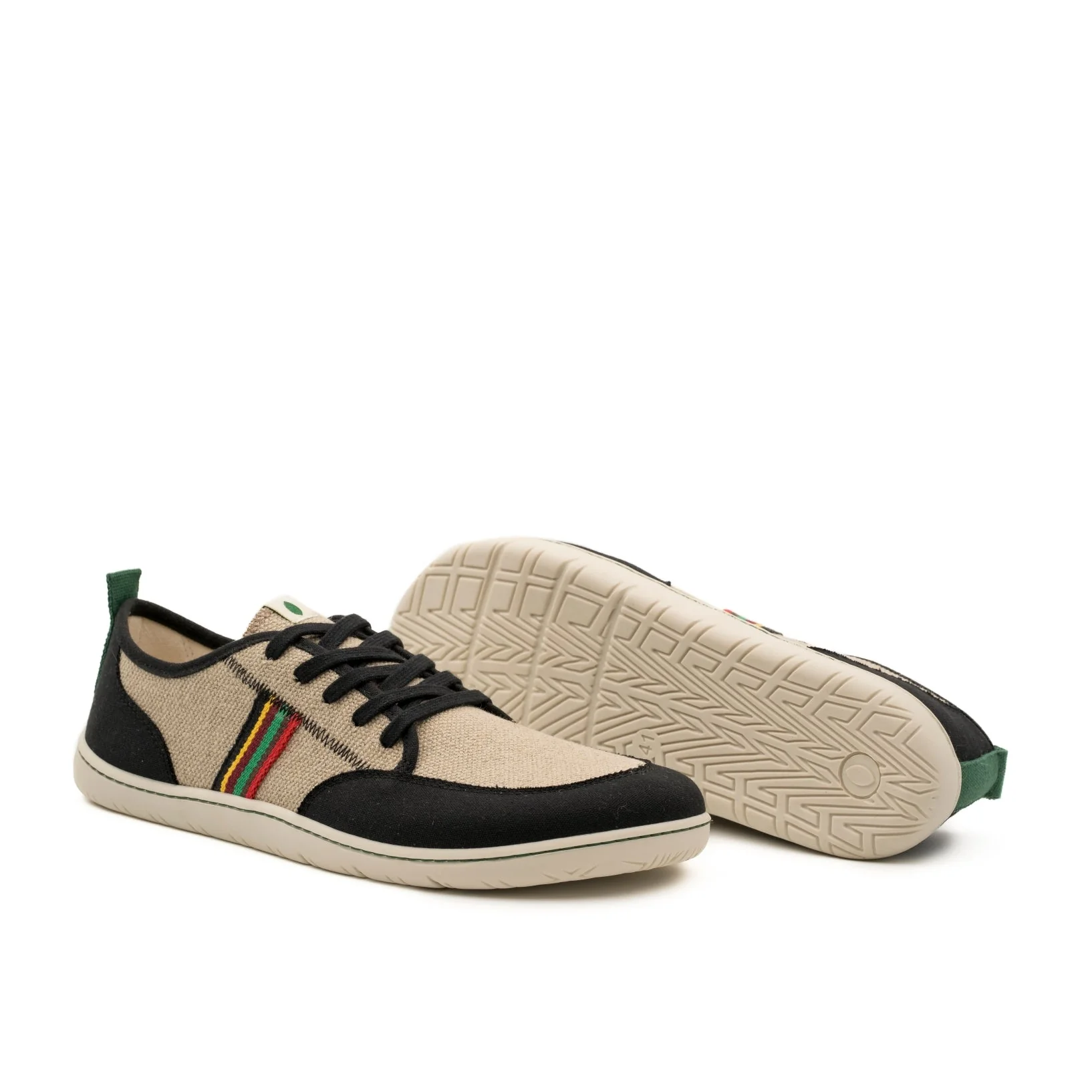 Barefoot Claxton Lin Black Frieden - Image 3